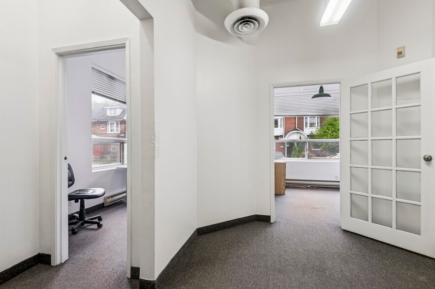 More Photos Of 221 Broadview Ave, Toronto Storefront Retail Office For Sale