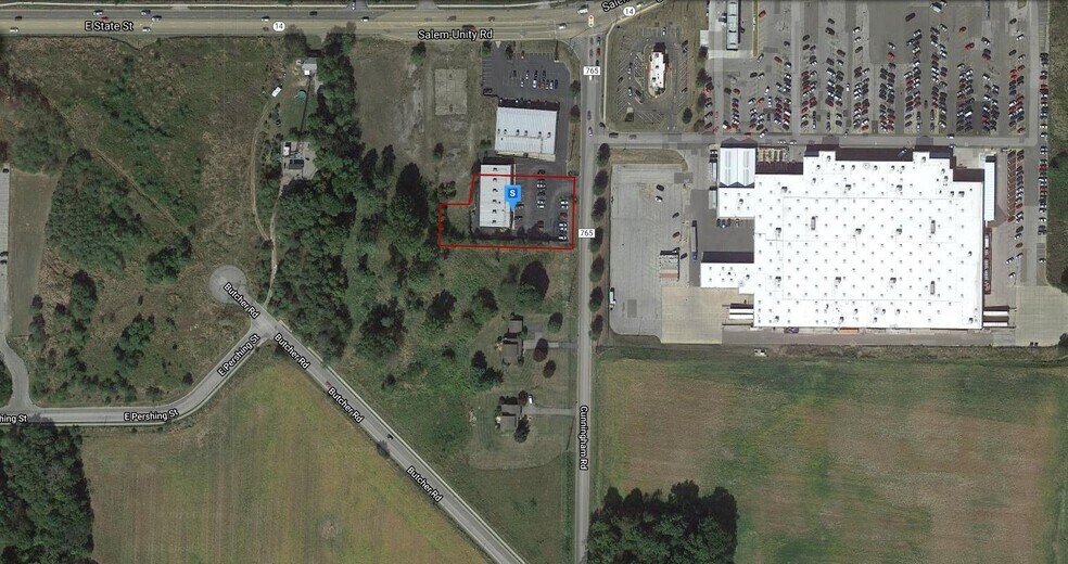 More Photos Of 2789 E State St, Salem Unknown For Lease