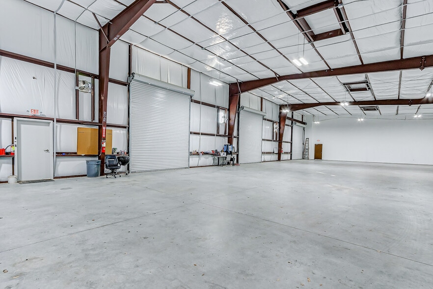 More Photos Of 1631 Highway 6 S, Houston Warehouse For Sale