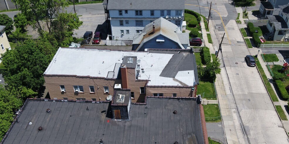 More Photos Of 439 Main St, White Plains Apartments For Sale