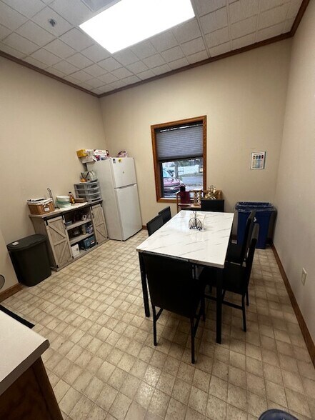 More Photos Of 1606 W 3rd St, Red Wing Storefront Retail Office For Lease