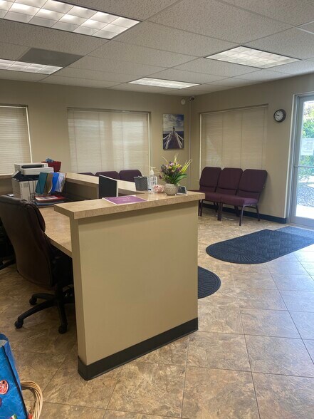 More Photos Of 730 Lenox Ave, Oneida Storefront Retail Office For Sale