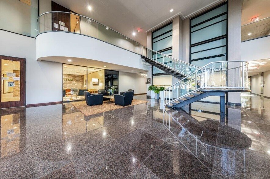 More Photos Of 4301 Westbank Dr, Austin Unknown For Lease