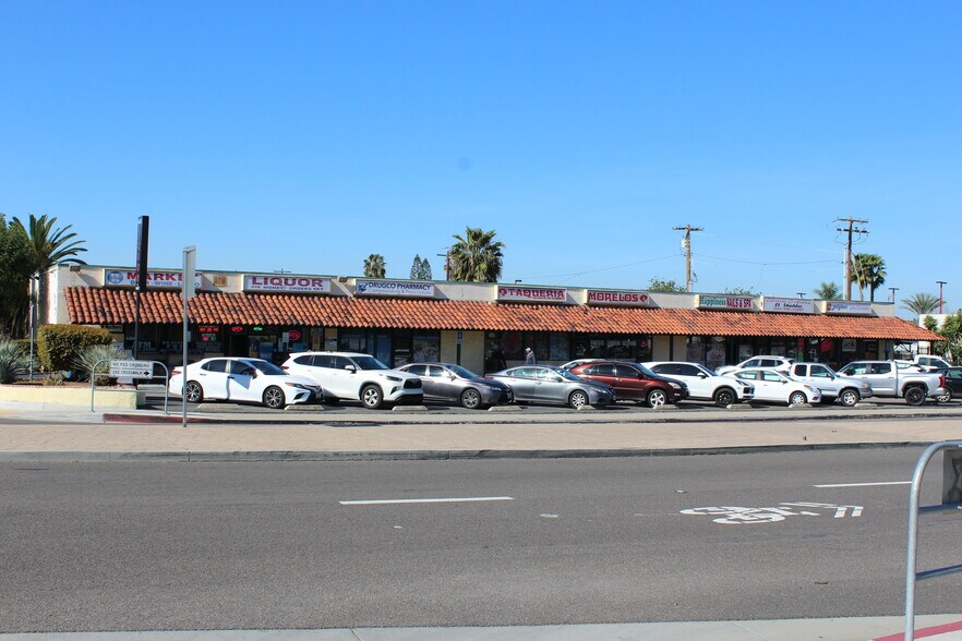 More Photos Of 305-321 N Ash St, Escondido Storefront For Lease