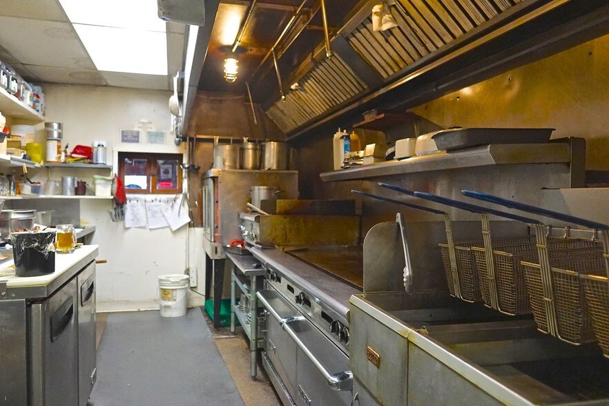 More Photos Of 3189 Highway 83 N, Seeley Lake Freestanding For Sale