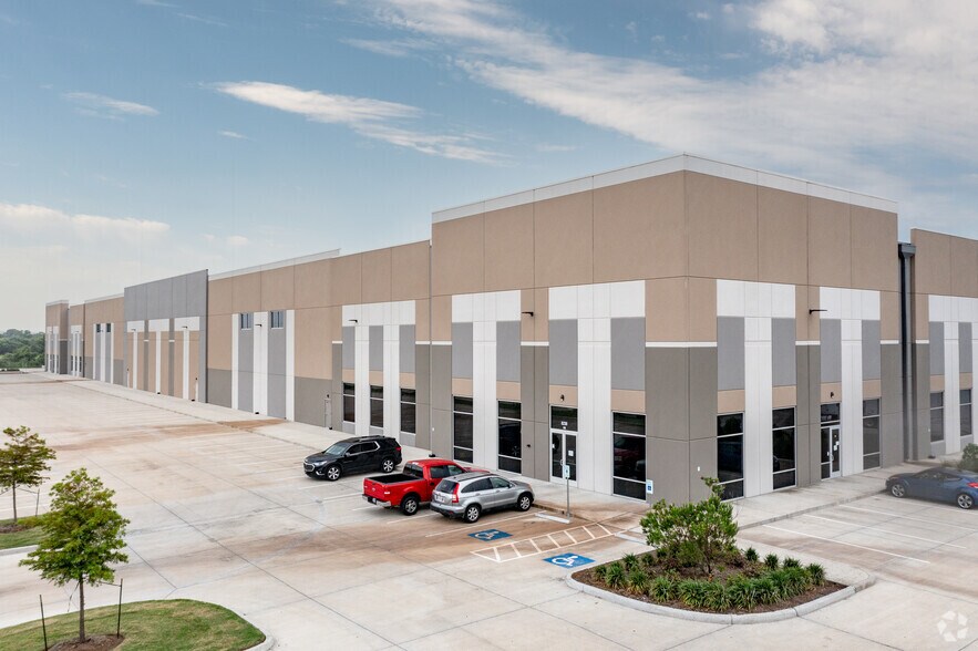 Primary Photo Of 8230 Plummer St, Houston Distribution For Lease