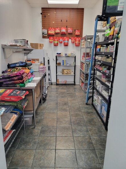 More Photos Of 21-23 S La Grange Rd, La Grange Storefront Retail Office For Sale