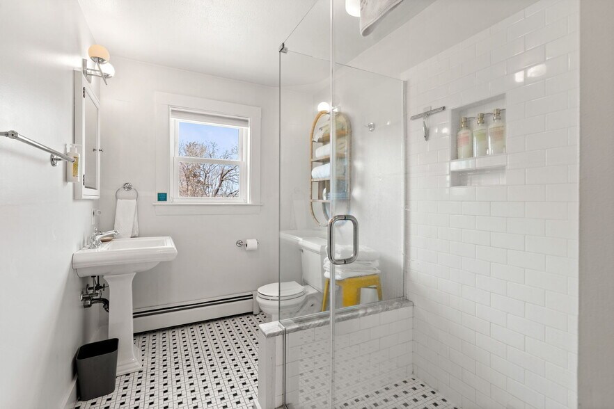 More Photos Of 741 Ocean Blvd, Rye Hotel For Sale