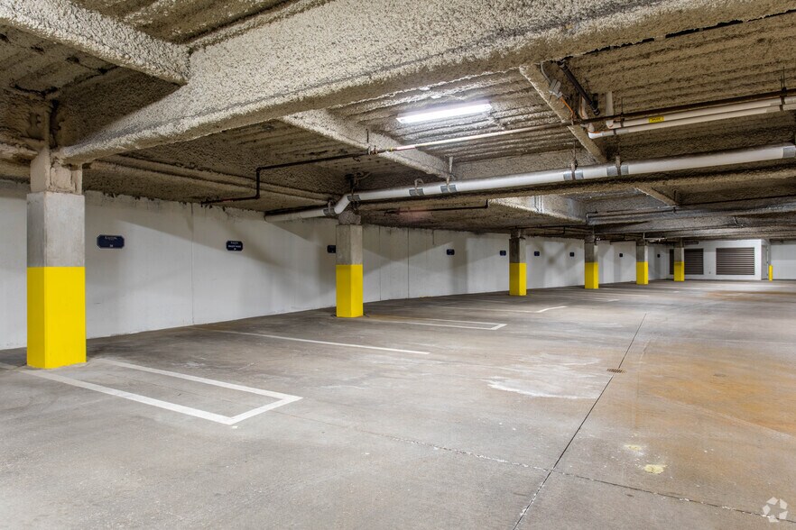 More Photos Of 3 Easton Oval, Columbus Office For Lease