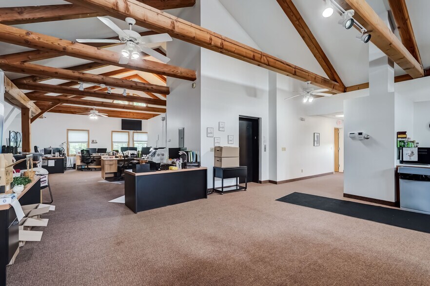 More Photos Of 1625 Rochester Rd, Farmington Office For Sale