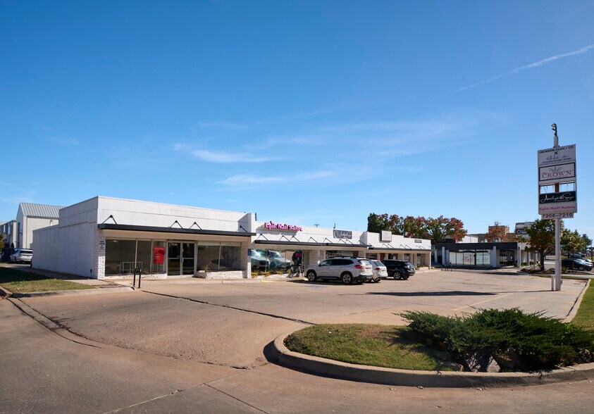 More Photos Of 7200-7210 N Western Ave, Oklahoma City Freestanding For Lease