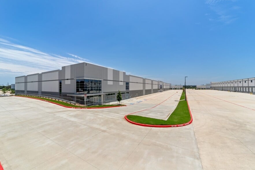 More Photos Of West Avenue and Wurzbach Parkway, San Antonio Unknown For Lease