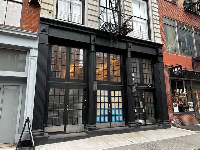 More Photos Of 277 Church St, New York Storefront Retail Residential For Lease