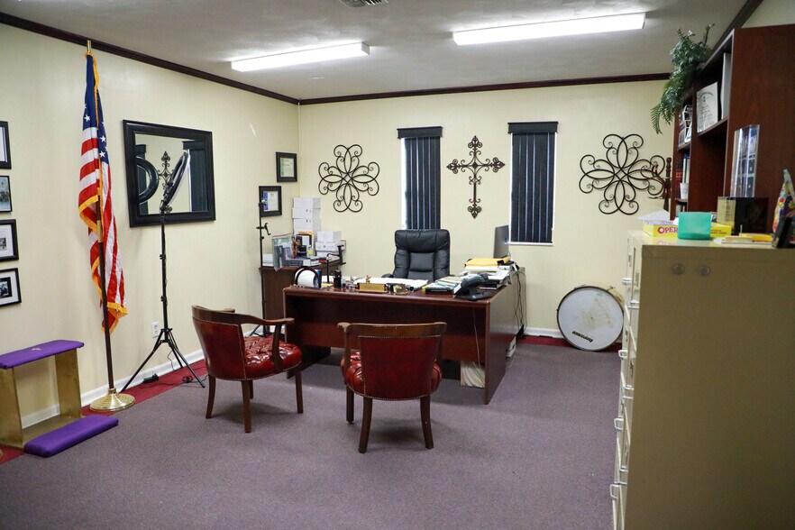 More Photos Of 4015 N Highway 1, Cocoa Office For Lease