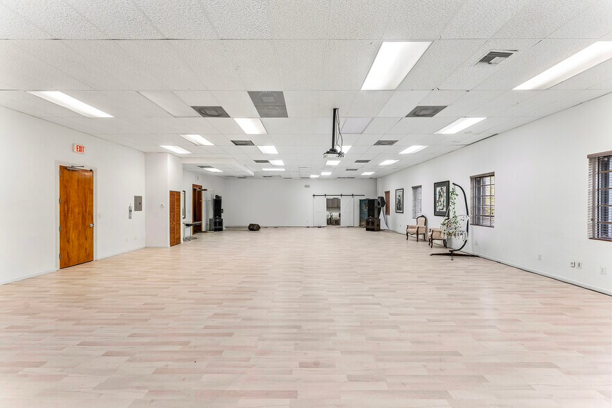 More Photos Of 15165 NW 77th Ave, Miami Lakes Medical For Lease