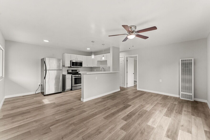 More Photos Of 320 Willie James Jones Ave, San Diego Apartments For Sale