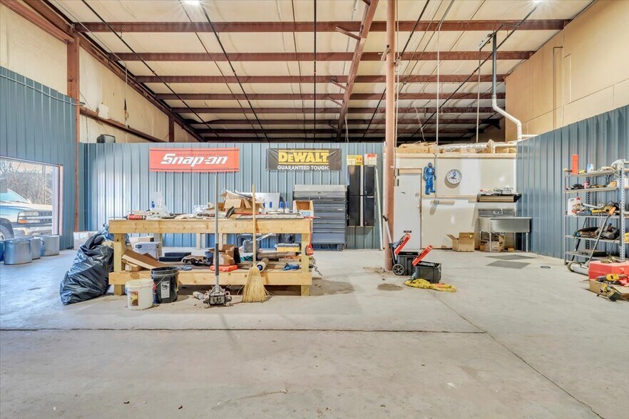 More Photos Of 81 5th Ave, Collinsville Manufacturing For Sale