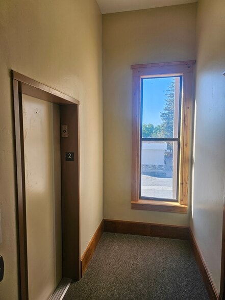 More Photos Of 2 S Main St, Coalville Loft Creative Space For Lease