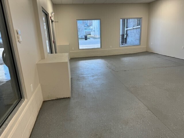 More Photos Of 16 W Goepp St, Bethlehem Light Distribution For Lease