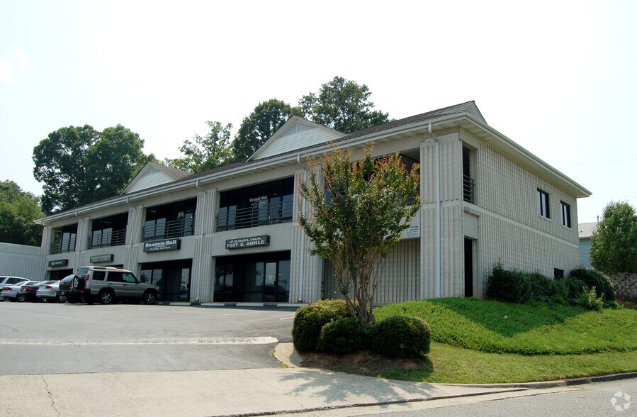 More Photos Of 365 N New Hope Rd, Gastonia Medical For Lease