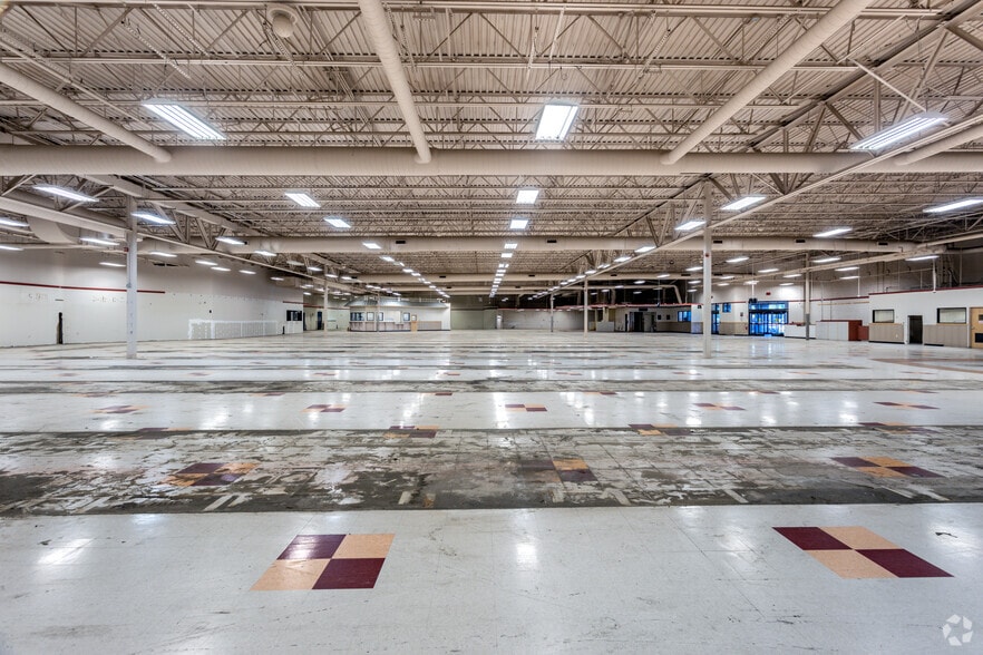 More Photos Of 2910-2918 Mount Holly Huntersville Rd, Charlotte Unknown For Lease