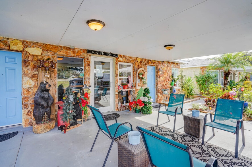 More Photos Of 2060 US Highway 27 N, Avon Park Hotel For Sale