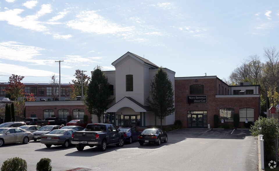 More Photos Of 594 Great Rd, North Smithfield Medical For Lease