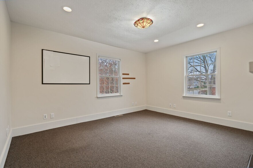 More Photos Of 396 4th St, Beaver Office Residential For Sale