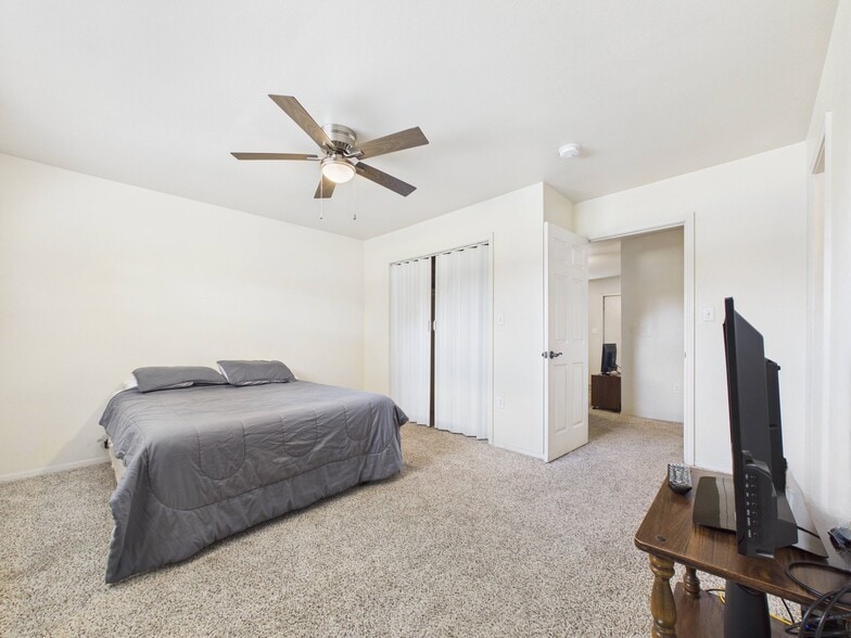 More Photos Of 1349 Jefferson Dr, Port Arthur Apartments For Sale