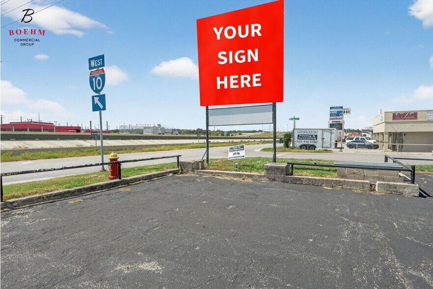 More Photos Of 32840 IH-10 W, Boerne Office For Lease