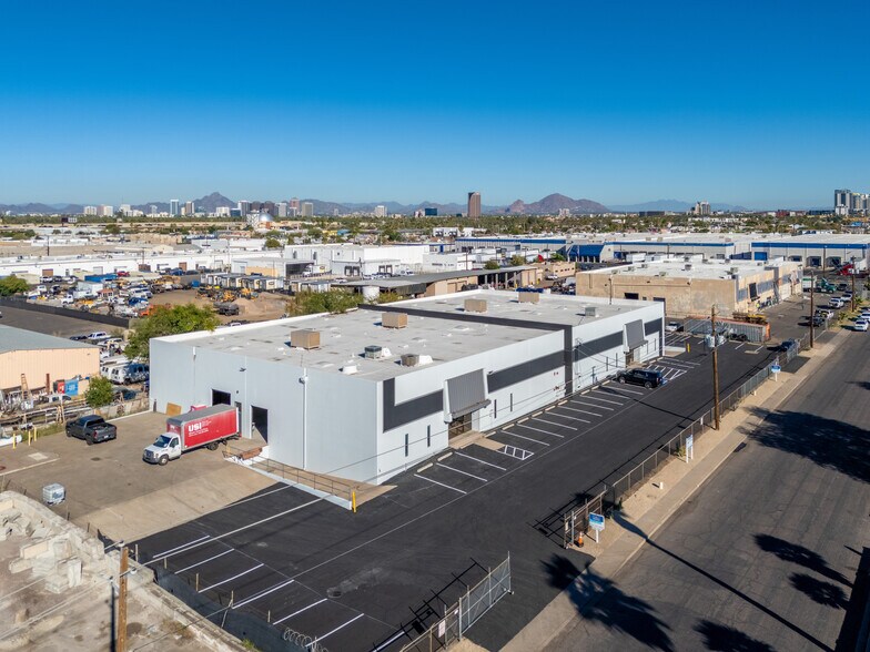 More Photos Of 1746-1748 W Fillmore St, Phoenix Warehouse For Sale
