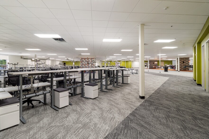 More Photos Of 3101 University Dr E, Bryan Loft Creative Space For Lease