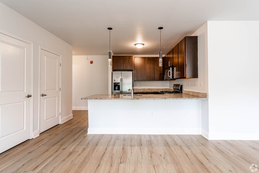 More Photos Of 120 Halsted St, East Orange Apartments For Sale