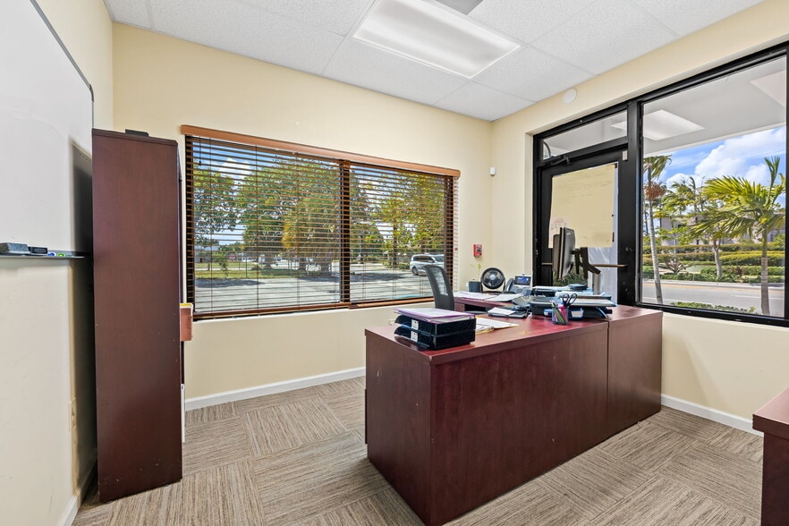 More Photos Of 914 NW 6th St, Fort Lauderdale Loft Creative Space For Lease