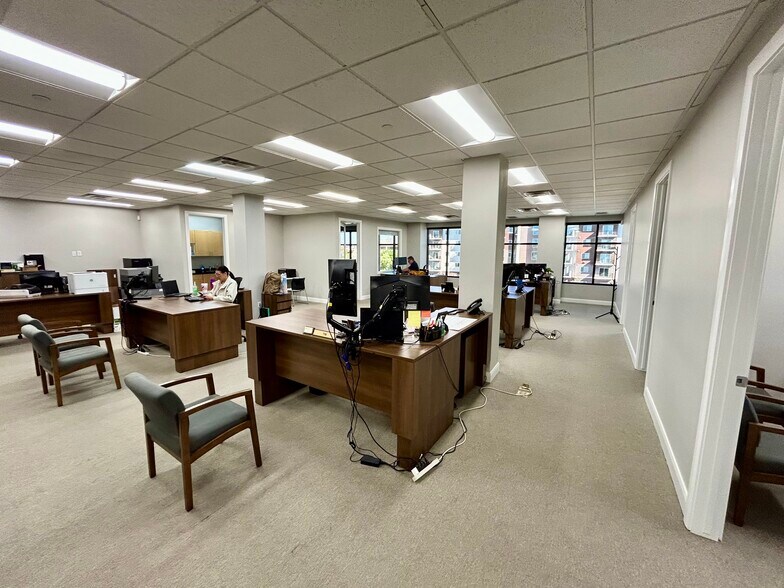 More Photos Of 1250 E 200 S, Lehi Office For Lease