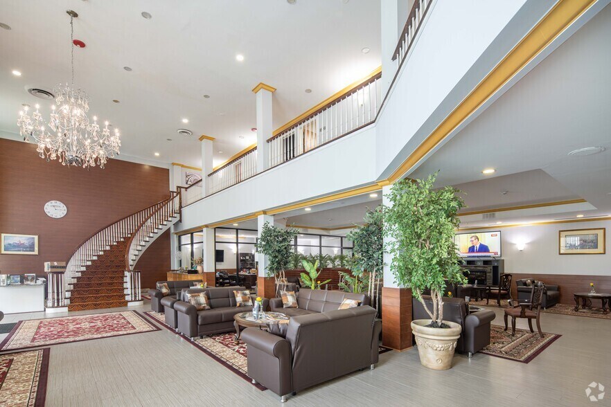 More Photos Of 700 Sheridan Rd, Highwood Congregate Senior Housing For Sale