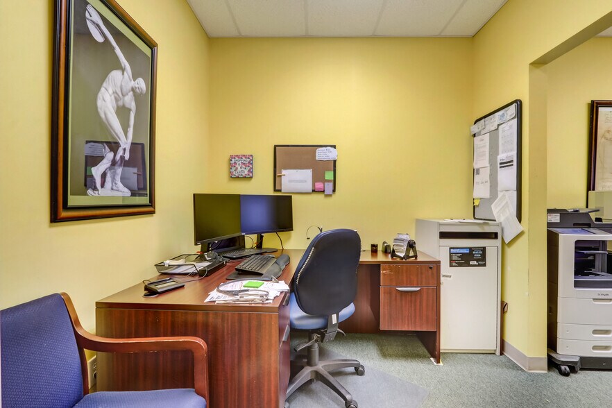 More Photos Of 118 S Scales St, Reidsville Medical For Sale