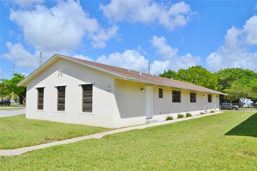 More Photos Of 5907 Tyler St, Hollywood Apartments For Sale