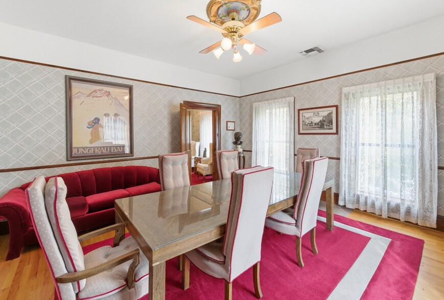 More Photos Of 832 Willow St, Reno Office For Sale