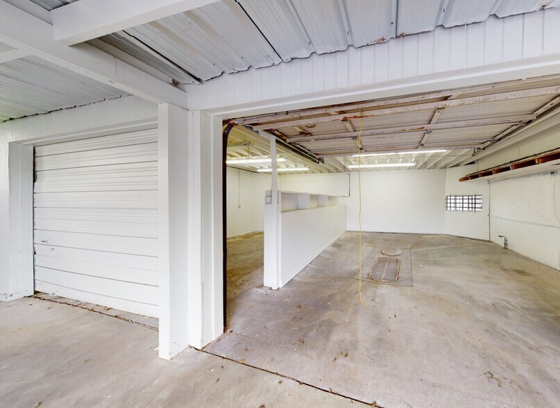 More Photos Of 3400 S Padre Island Dr, Corpus Christi Flex For Lease