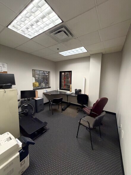 More Photos Of 3029 N Post Rd, Indianapolis Industrial For Lease