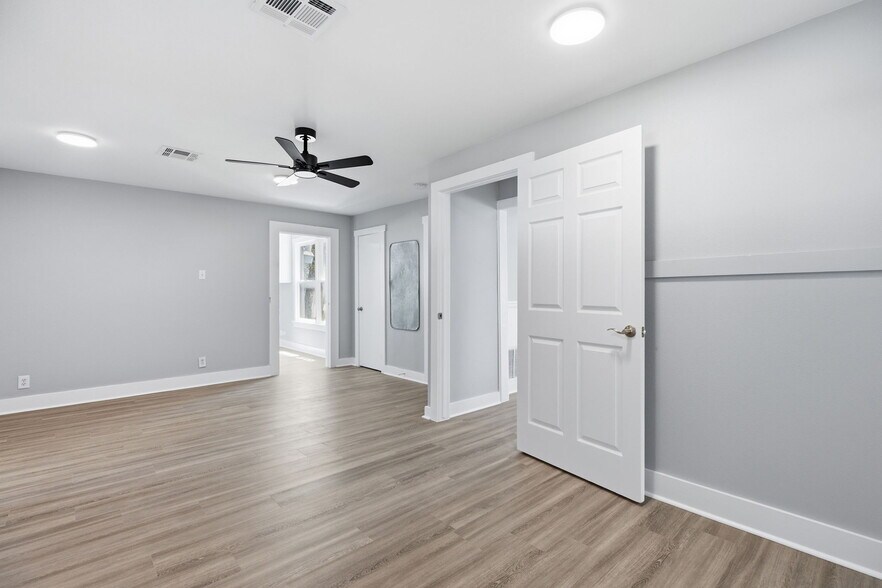 More Photos Of 208 E Hwy 79 St, Hutto Daycare Center For Lease