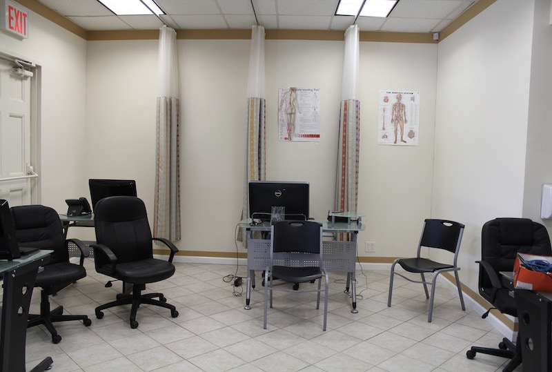 More Photos Of 3000 Eastchester Rd, Bronx Storefront For Sale