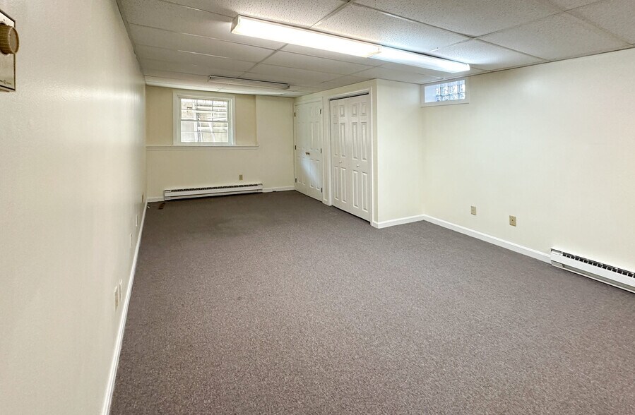 More Photos Of 1645 Falmouth Rd, Centerville Medical For Sale