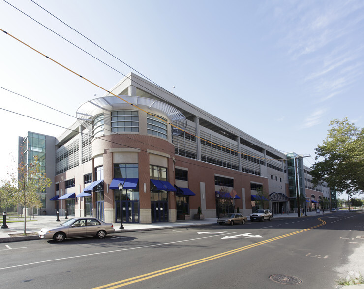 Primary Photo Of 276 Science Park, New Haven Storefront For Lease