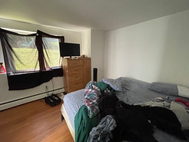 More Photos Of 111-123 Polk St, Syracuse Apartments For Sale