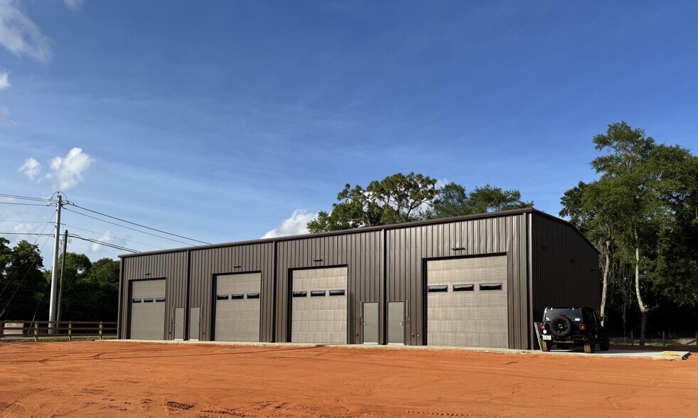 More Photos Of 1507 Marcus Pointe Blvd, Pensacola Flex For Sale