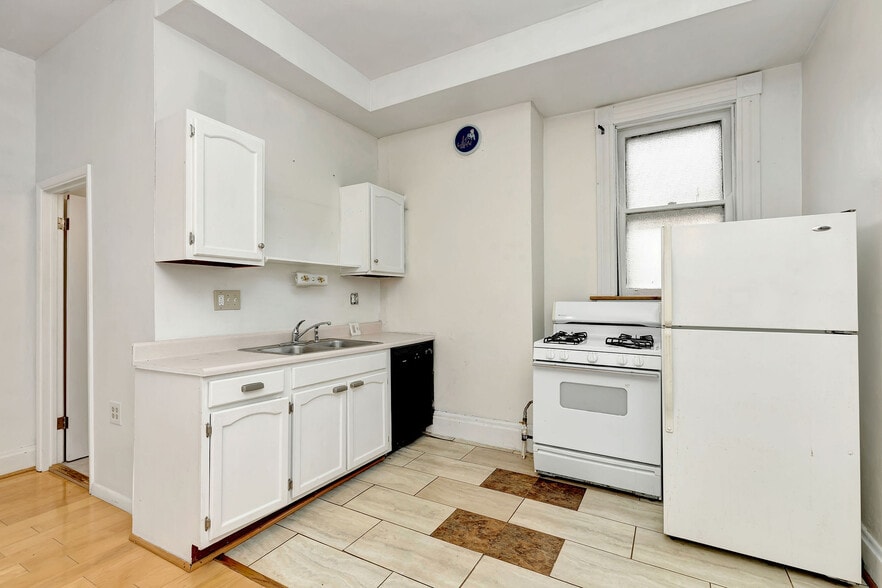 More Photos Of 241 Klotter Ave, Cincinnati Apartments For Sale