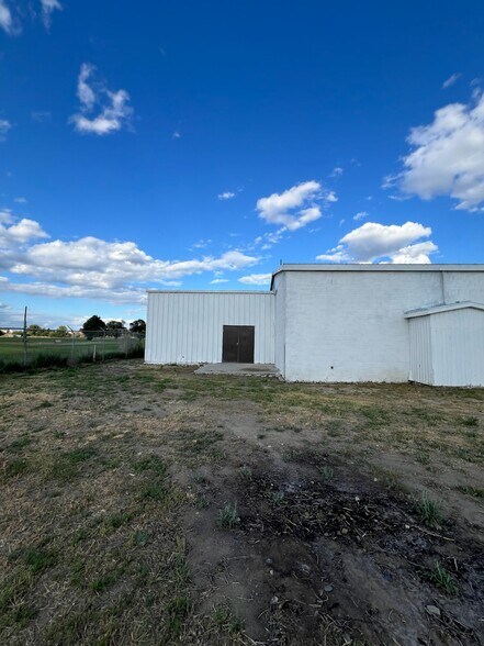 More Photos Of 2676 Van Giesen St, Richland Industrial For Sale