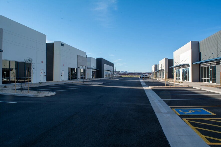 More Photos Of 8017 E Pecos Rd, Mesa Warehouse For Lease